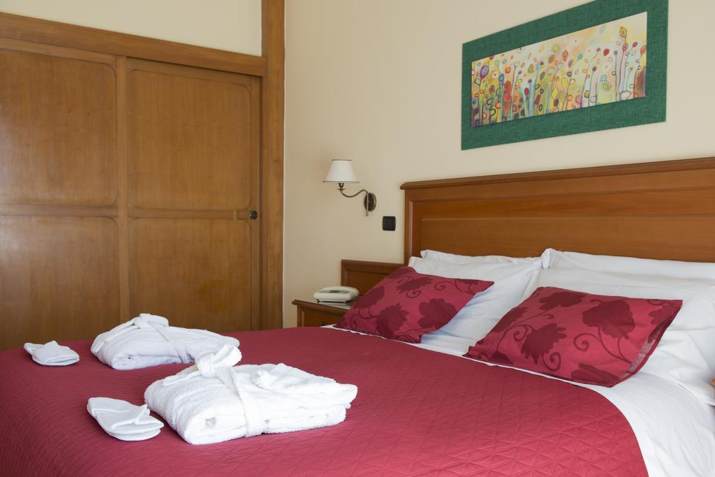 Albergo Scalzone Castel Volturno Ngoại thất bức ảnh