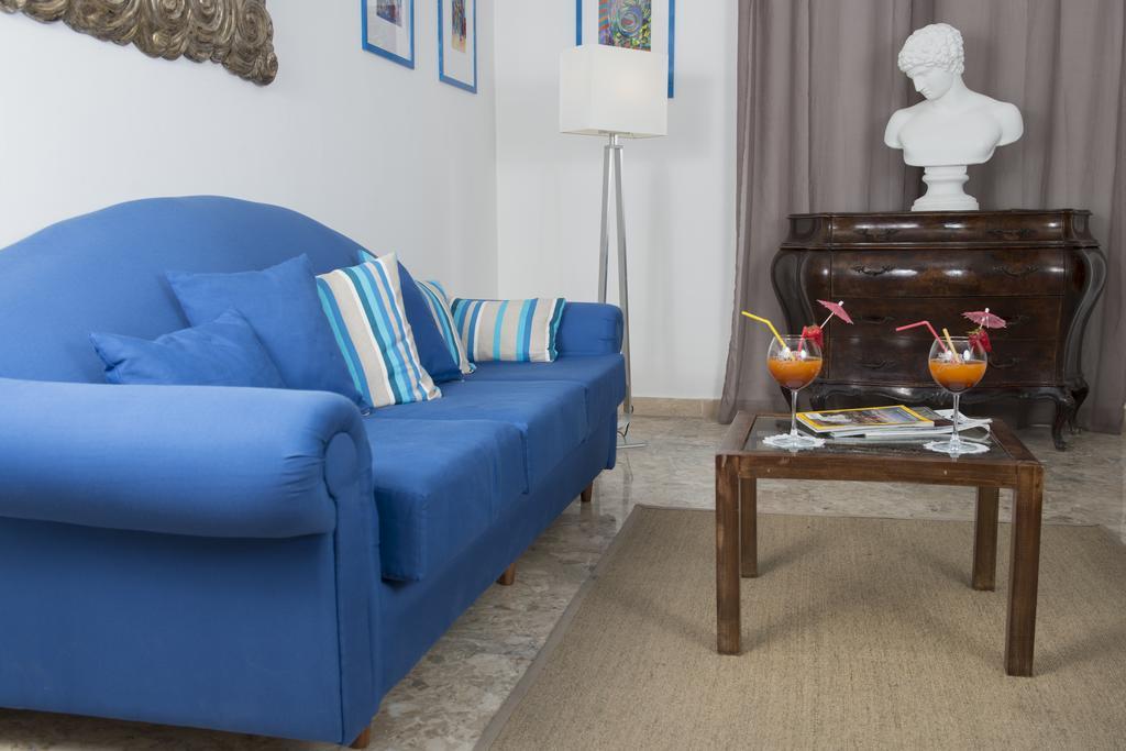Albergo Scalzone Castel Volturno Ngoại thất bức ảnh